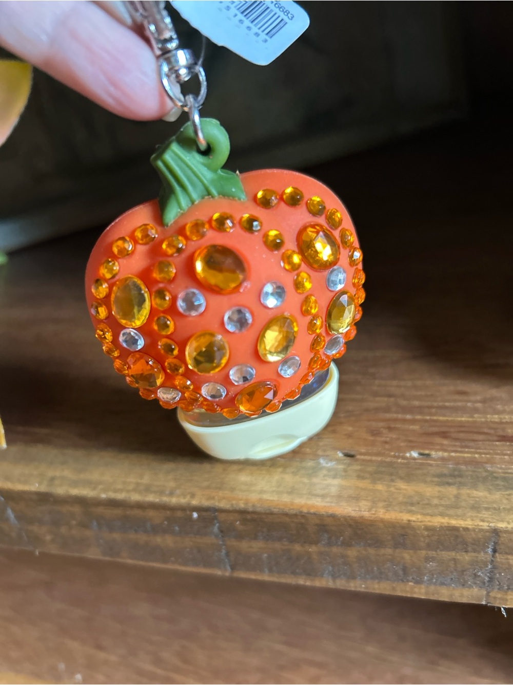 Bath & Body Works Pocket Bac Halloween GEMSTONE PUMPKIN, Hand Sanitizer Holder - Picture 4 of 6